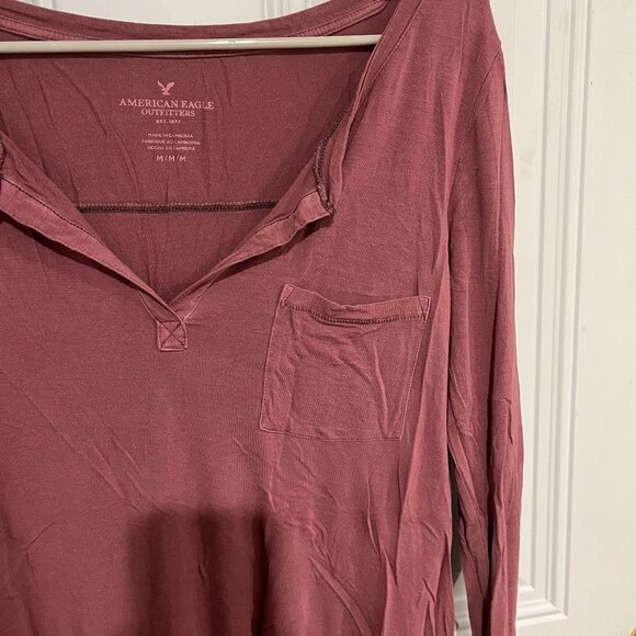 American Eagle Soft and Sexy Long Sleeve - Picture 2 of 5